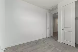 5423 W Royal Palm Rd, Glendale, AZ 85302 - Photo 17