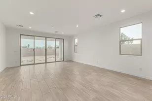 5423 W Royal Palm Rd, Glendale, AZ 85302 - Photo 7