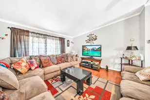 2510 E Utopia Rd, Phoenix, AZ 85050 - Photo 9