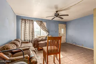 616 W Mobile Ln, Phoenix, AZ 85041 - Photo 11