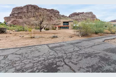 5275 N Camelhead Road, Phoenix, AZ 85018 - Photo 5