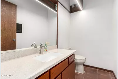 5275 N Camelhead Road, Phoenix, AZ 85018 - Photo 55