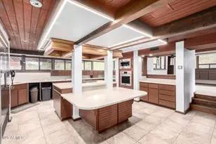 5275 N Camelhead Rd, Phoenix, AZ 85018 - Photo 21