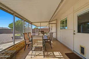 9201 W Long Hills Dr, Sun City, AZ 85351 - Photo 21