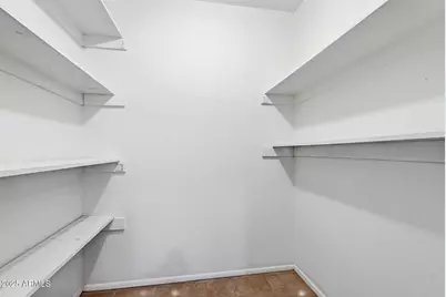 9201 W Long Hills Drive, Sun City, AZ 85351 - Photo 9