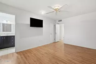 9201 W Long Hills Dr, Sun City, AZ 85351 - Photo 5