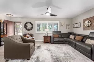 10316 W Salem Dr, Sun City, AZ 85351 - Photo 9