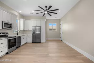 3808 E Piccadilly Rd, Phoenix, AZ 85018 - Photo 7