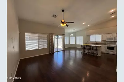 1822 S 39th Street #6, Mesa, AZ 85206 - Photo 7