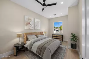 3002 N 53rd Pl, Phoenix, AZ 85018 - Photo 17