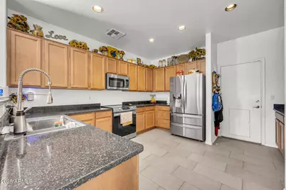20243 N Ryans Trail, Maricopa, AZ 85138 - Photo 13