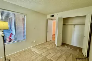 2404 W Rue De Lamour Ave, Phoenix, AZ 85029 - Photo 13