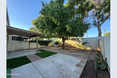 2404 W Rue De Lamour Avenue, Phoenix, AZ 85029 - Photo 27