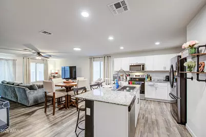 823 S Silvercreek Court, Casa Grande, AZ 85122 - Photo 15