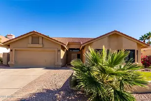 13613 S 37th St, Phoenix, AZ 85044 - Photo 9