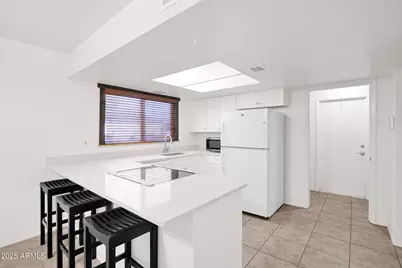 17634 N 18th Drive, Phoenix, AZ 85023 - Photo 5