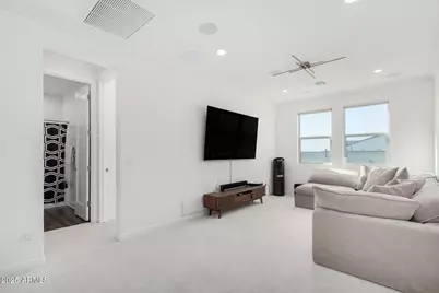 11048 E Utah Avenue, Mesa, AZ 85212 - Photo 15