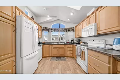 167 Limestone Drive #167, Apache Junction, AZ 85119 - Photo 7