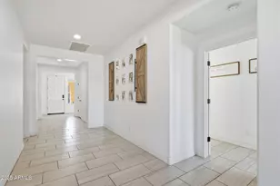 1592 E Luna Blanca Way, San Tan Valley, AZ 85140 - Photo 3