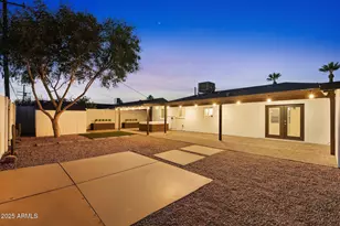 8141 E Palm Ln, Scottsdale, AZ 85257 - Photo 31
