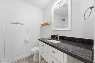 8141 E Palm Ln, Scottsdale, AZ 85257 - Photo 27