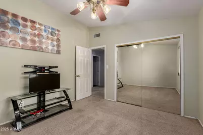 3940 W Park View Lane, Glendale, AZ 85310 - Photo 29
