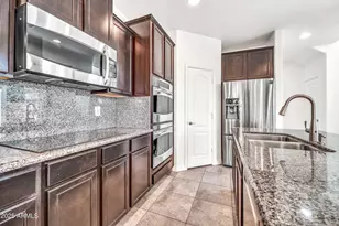 9025 W State Ave, Glendale, AZ 85305 - Photo 11