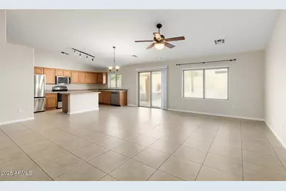 22982 W Pima Street, Buckeye, AZ 85326 - Photo 3