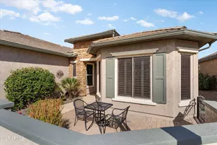 27268 W Wahalla Ln, Buckeye, AZ 85396 - Photo 5