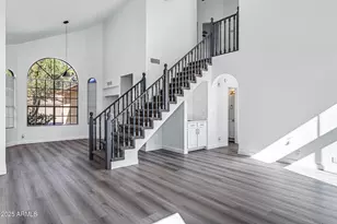 4423 E Amberwood Dr, Phoenix, AZ 85048 - Photo 9