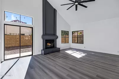 4423 E Amberwood Drive, Phoenix, AZ 85048 - Photo 7