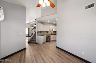 6347 W Delmonico Ln, Glendale, AZ 85302 - Photo 11