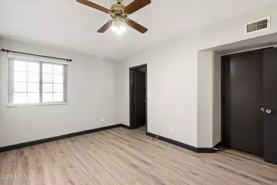 6347 W Delmonico Lane, Glendale, AZ 85302 - Photo 17