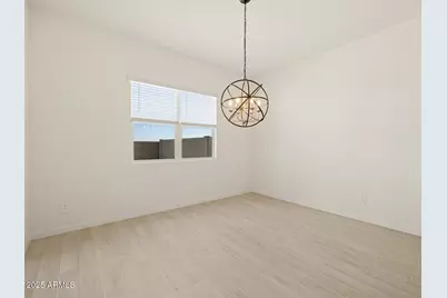 17776 W Odeum Lane, Goodyear, AZ 85338 - Photo 11