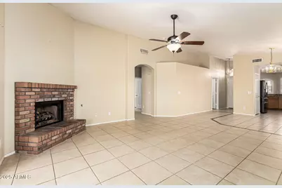 7349 E Keats Avenue, Mesa, AZ 85209 - Photo 9