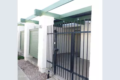 520 S Evergreen Road, Tempe, AZ 85288 - Photo 1