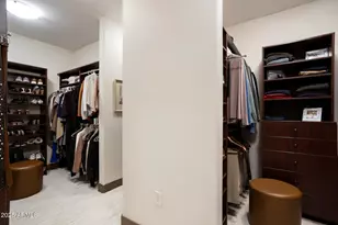 2211 E Camelback Rd, Phoenix, AZ 85016 - Photo 19