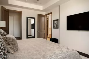 2211 E Camelback Rd, Phoenix, AZ 85016 - Photo 21