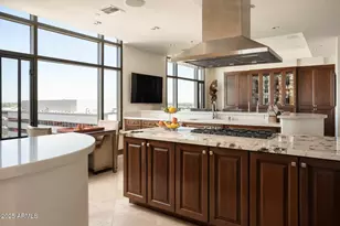 2211 E Camelback Rd, Phoenix, AZ 85016 - Photo 9