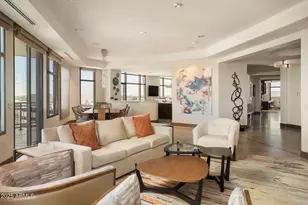 2211 E Camelback Rd, Phoenix, AZ 85016 - Photo 13