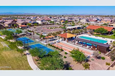 17971 W Calle Lejos Road, Surprise, AZ 85387 - Photo 11