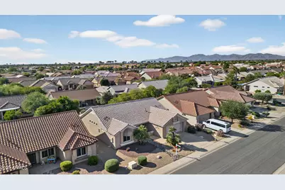 13619 W Robertson Drive, Sun City West, AZ 85375 - Photo 11