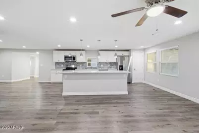 6810 W Sherri Jean Lane, Peoria, AZ 85382 - Photo 5