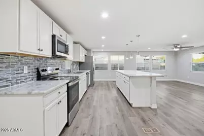 6810 W Sherri Jean Lane, Peoria, AZ 85382 - Photo 11