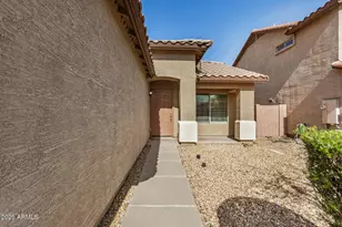 11322 W Buchanan St, Avondale, AZ 85323 - Photo 7