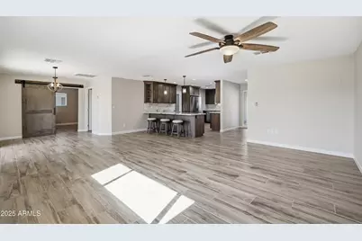 10923 W Meade Drive, Sun City, AZ 85351 - Photo 15