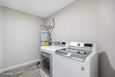 10923 W Meade Drive, Sun City, AZ 85351 - Photo 37