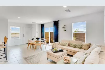 25013 N 174th Lane, Surprise, AZ 85387 - Photo 7