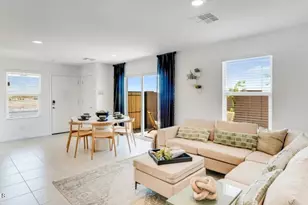 25013 N 174th Ln, Surprise, AZ 85387 - Photo 7