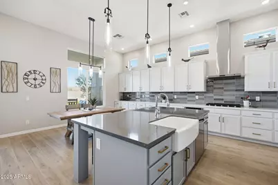 13668 W Hackamore Drive, Peoria, AZ 85383 - Photo 5